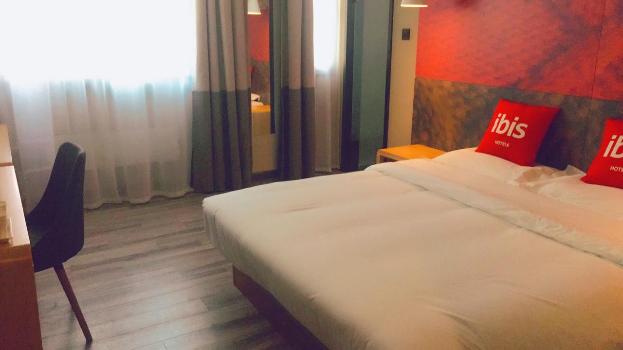 Ibis Beijing Tuanjiehu Otel Chaoyang  Dış mekan fotoğraf